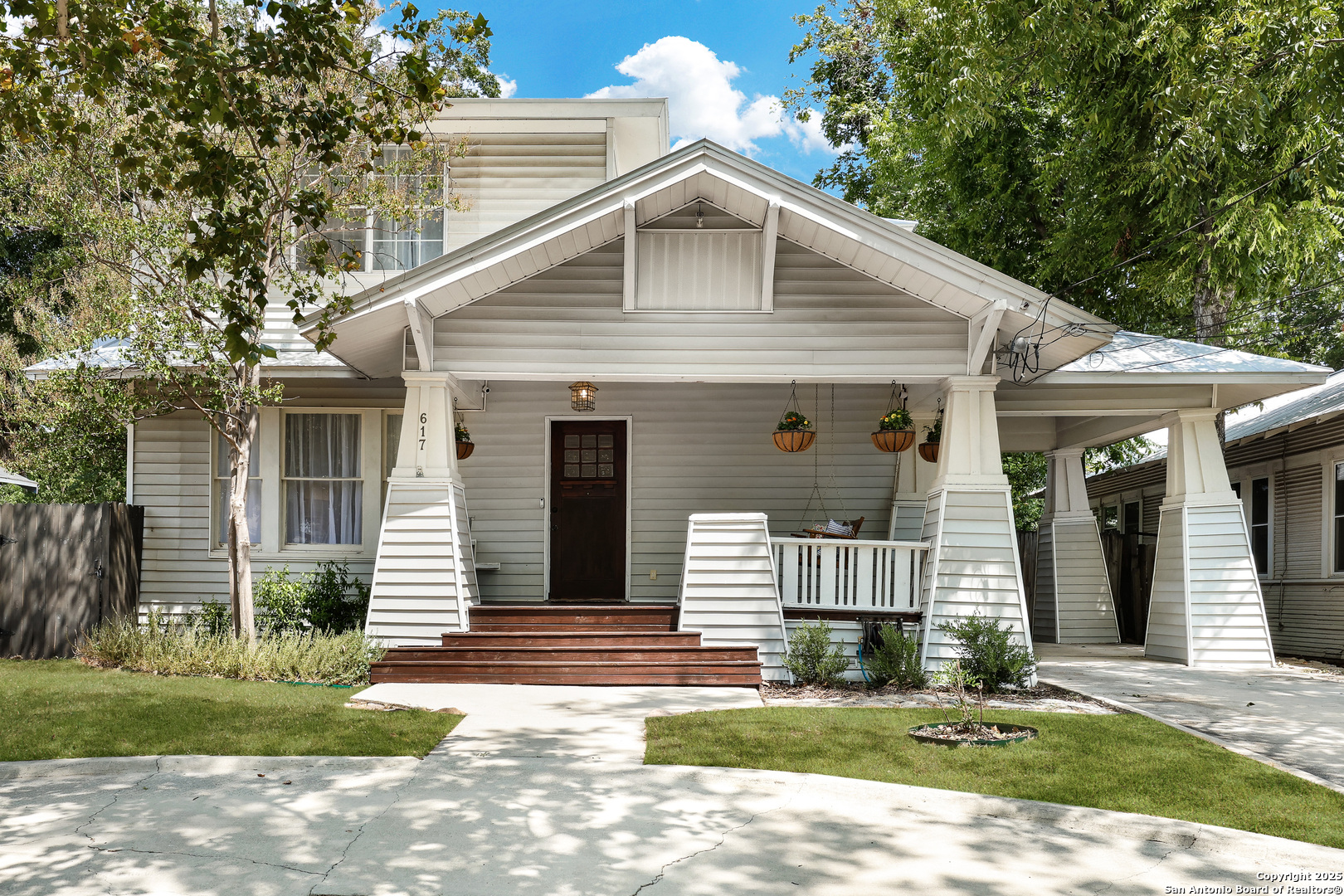 617 Park Ave, , 78212 — photo 1
