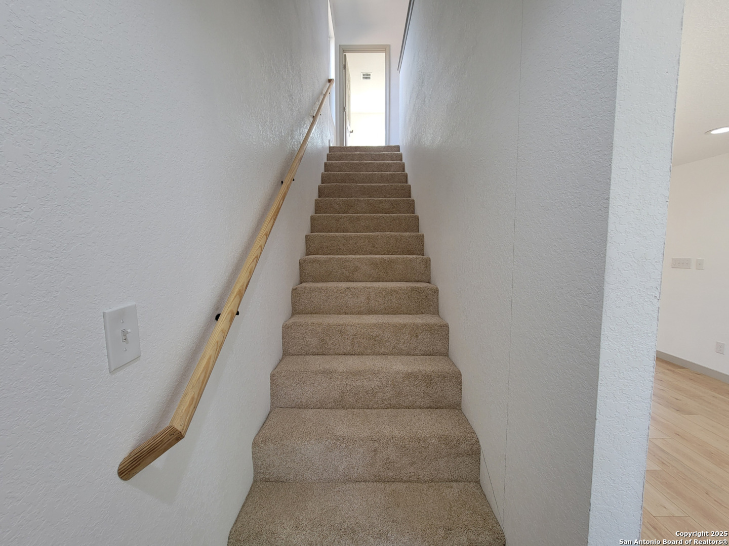 120 Henry St, ,  78207 — photo 1