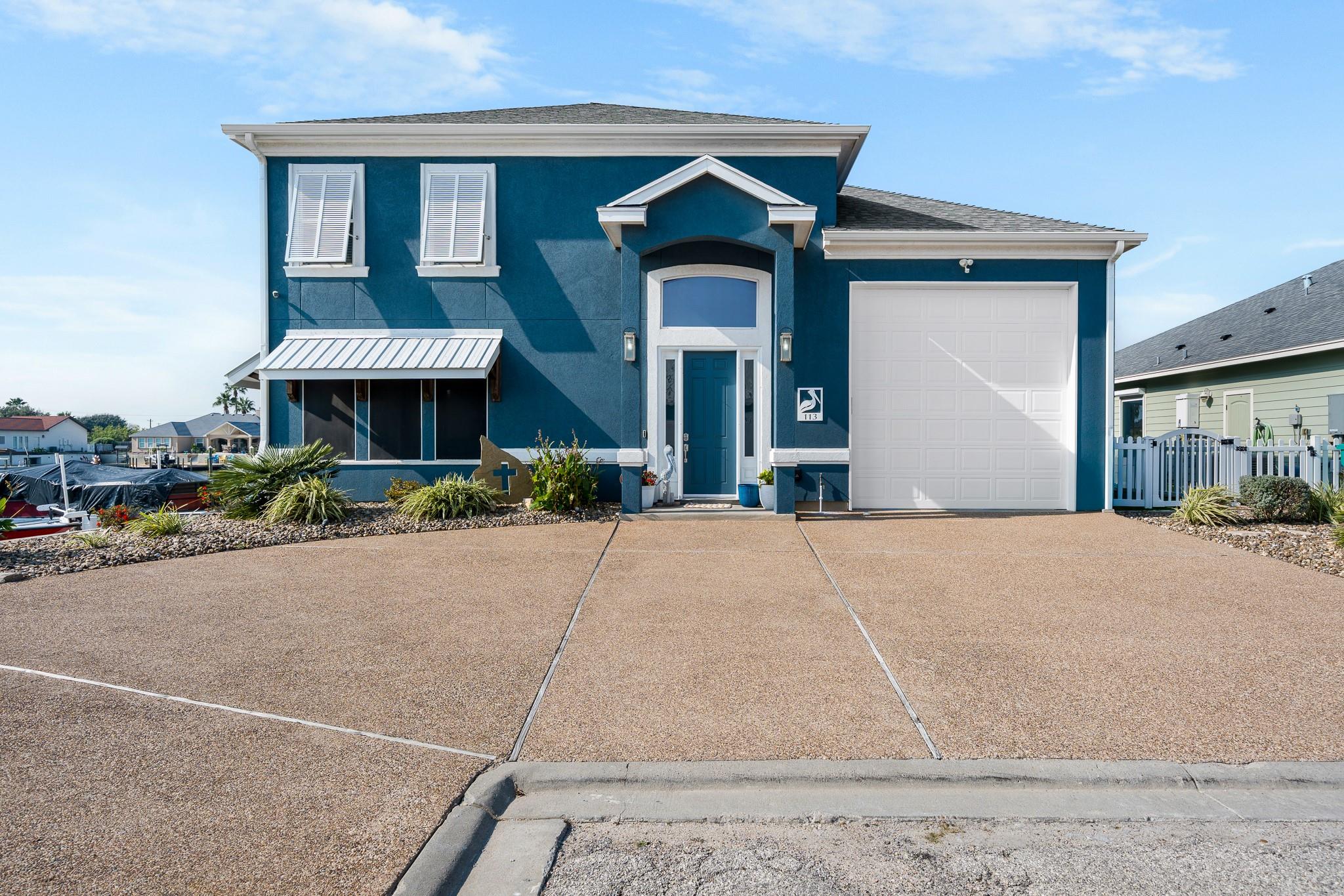 113 Tarpon, Aransas Pass, TX 78336 — photo 1