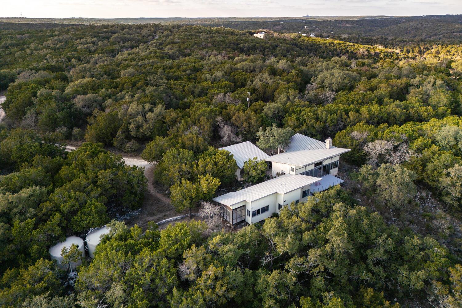 1401 Red Hawk, Wimberley, TX 78676 — photo 1