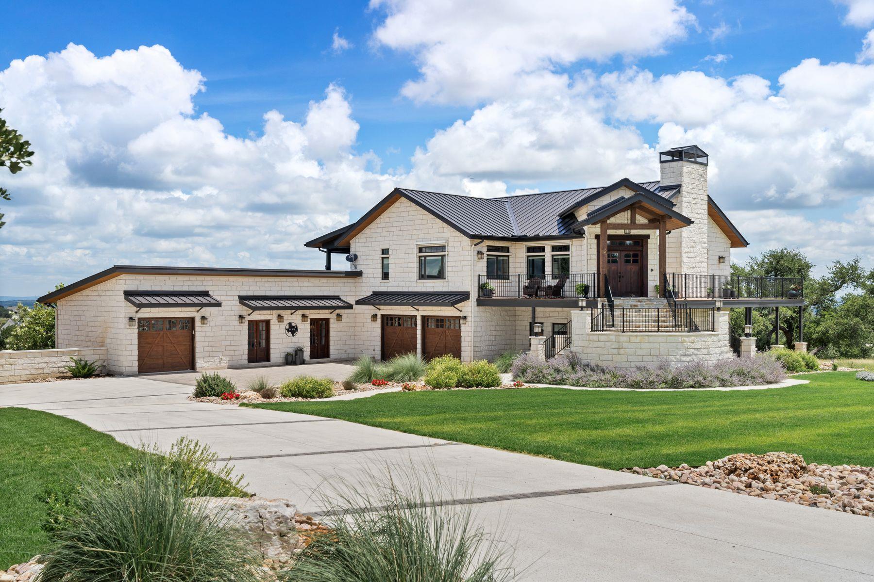 115 Trophy Oak, Fredericksburg, TX 78624 — photo 1