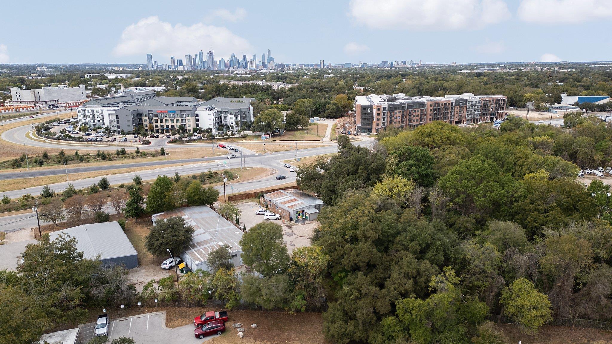729 Airport, Austin, TX 78702 — photo 1