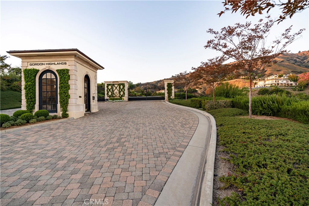 648 Gordon Highlands Road, Glendora, CA 91741 — photo 1