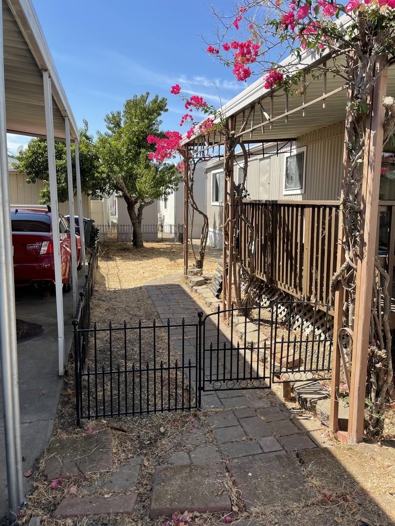 6217 Plymouth Rock Ln,, Citrus Heights, CA 95621 — photo 1