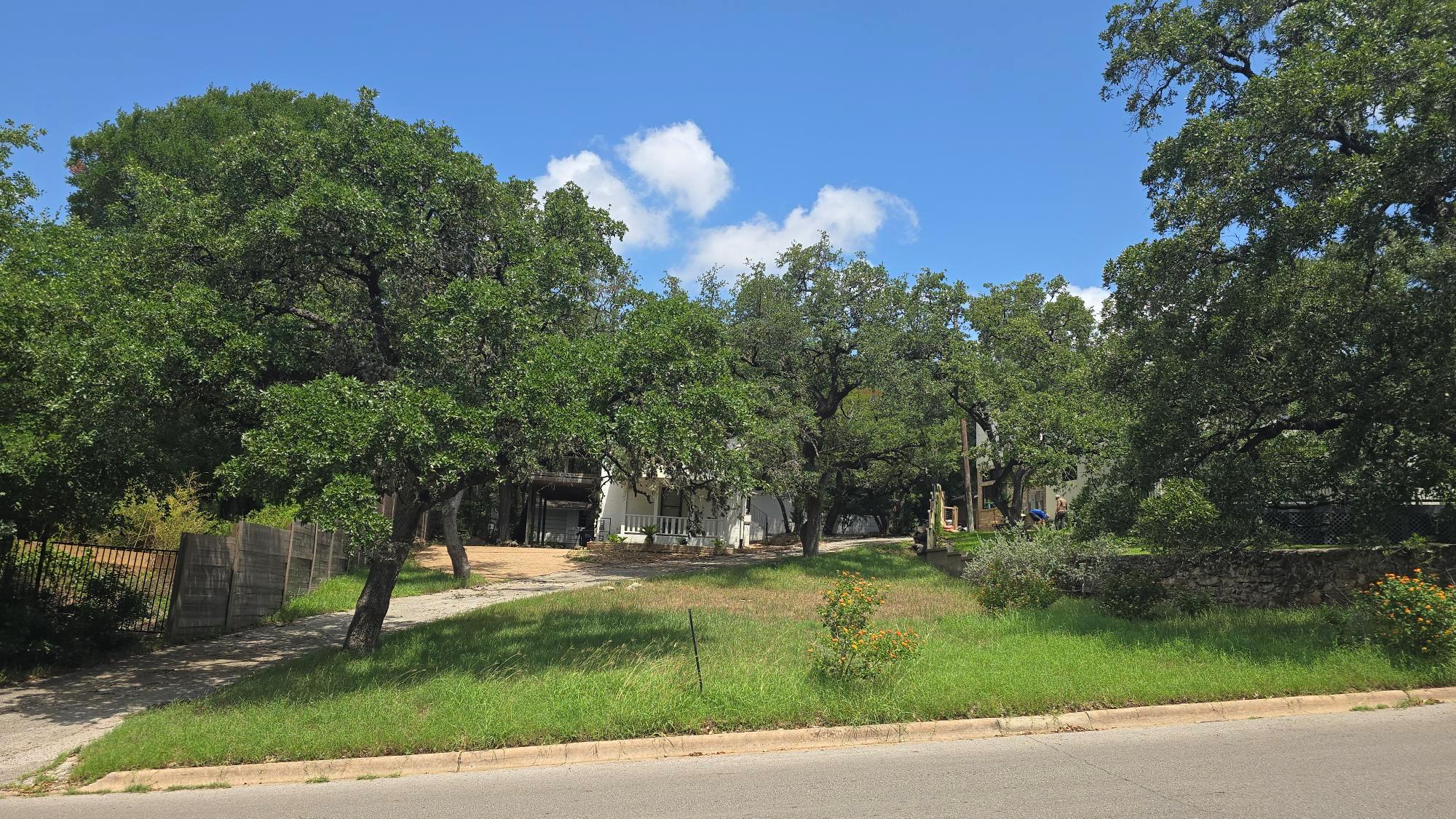 850  Forest View Dr, West Lake Hills, TX 78746 — photo 1