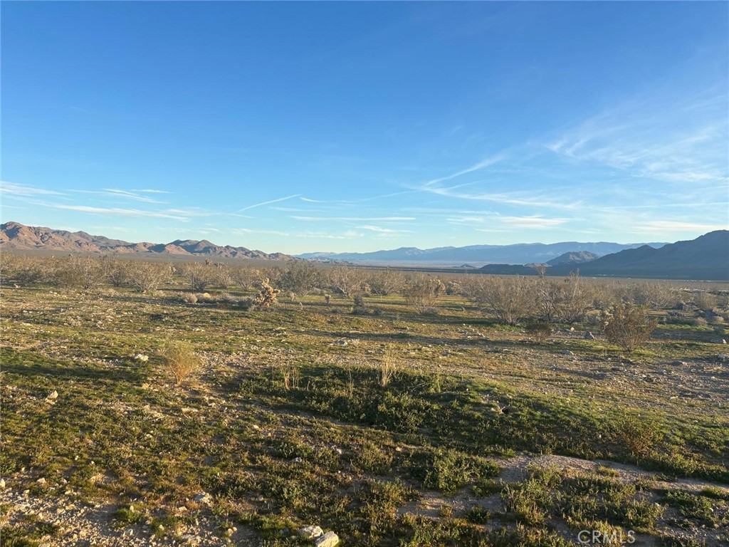 26 Pipeline, Lucerne Valley, CA 92356 — photo 1