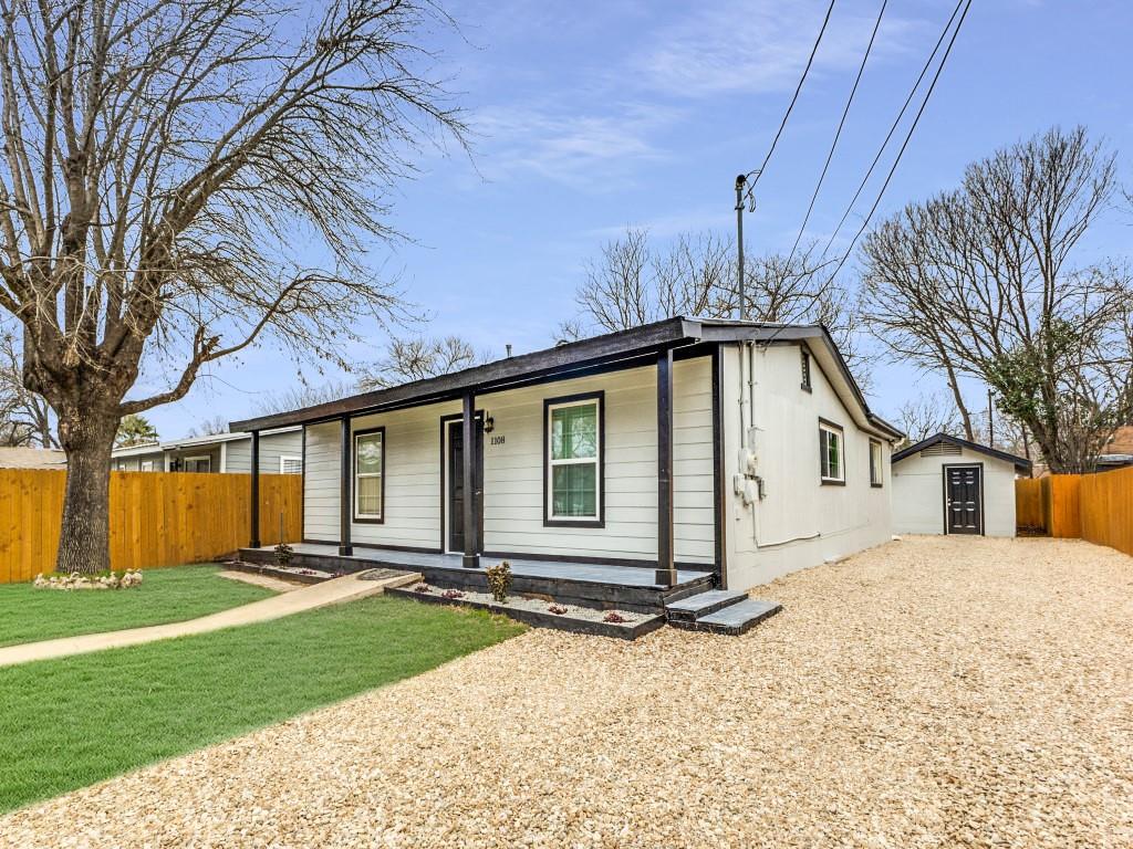 1108 Vasquez, Austin, TX 78741 — photo 1