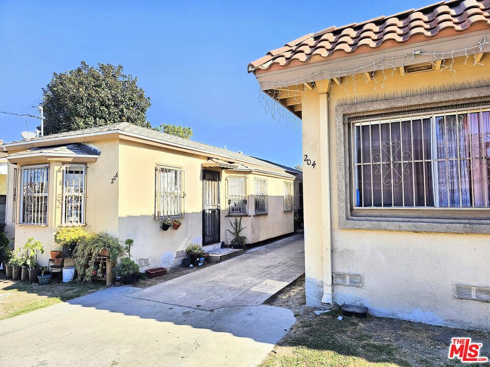 204 N Spring Avenue, Compton, CA 90221 — photo 1