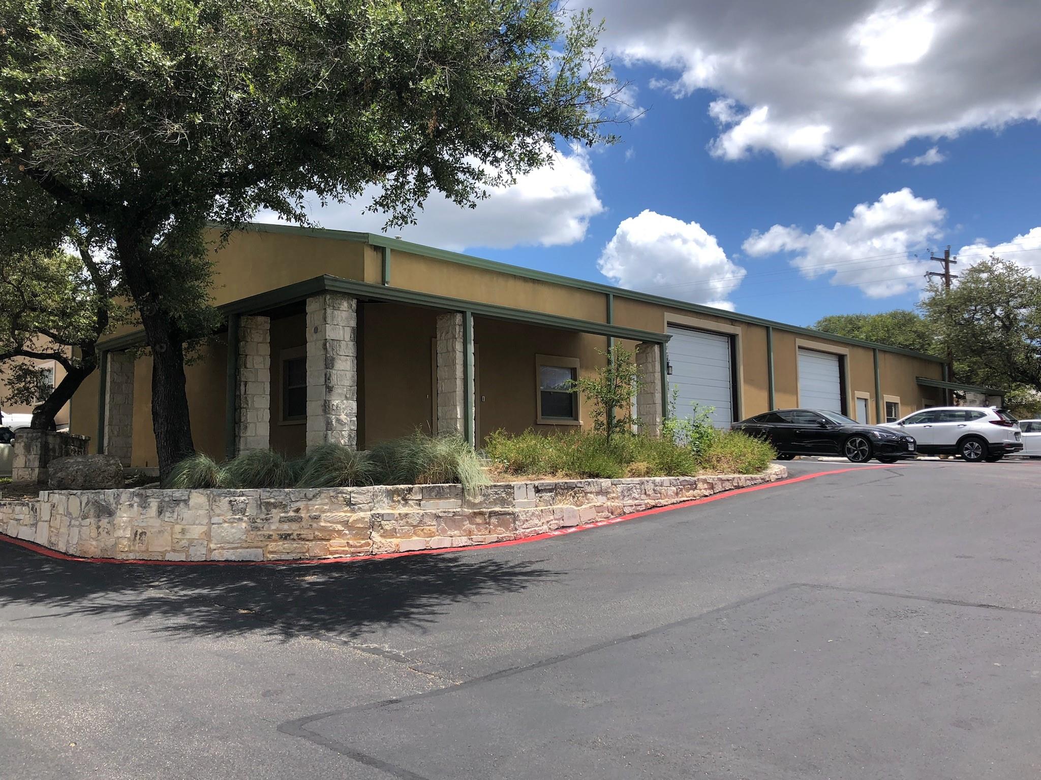 14121 US-290, Austin, TX 78737 — photo 1