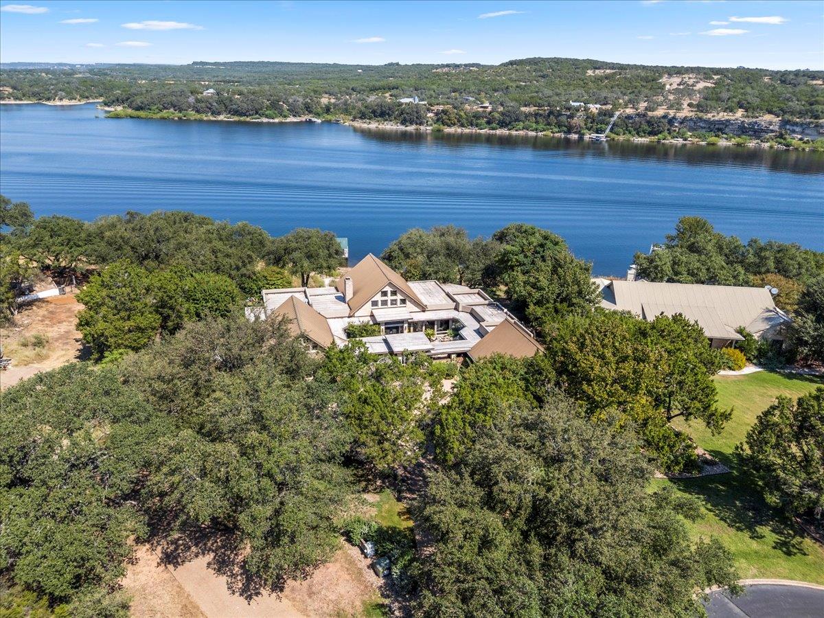 24736 Travis Lakeside, Spicewood, TX 78669 — photo 1