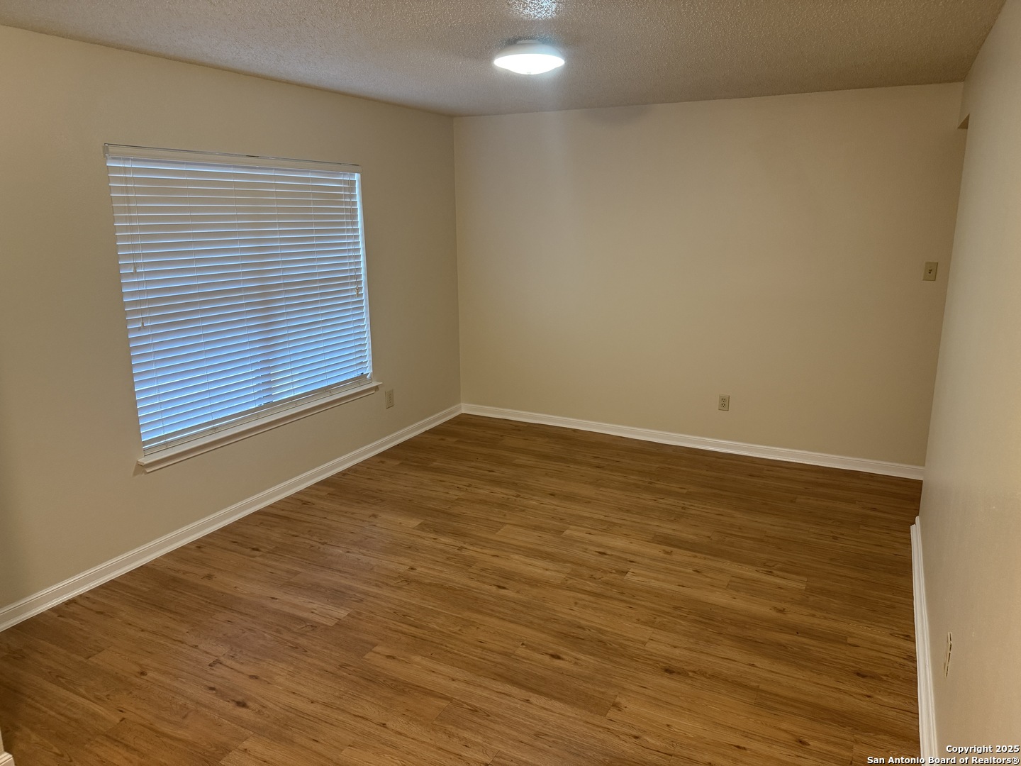 8022 Chestnut Clay, , 78109 — photo 1