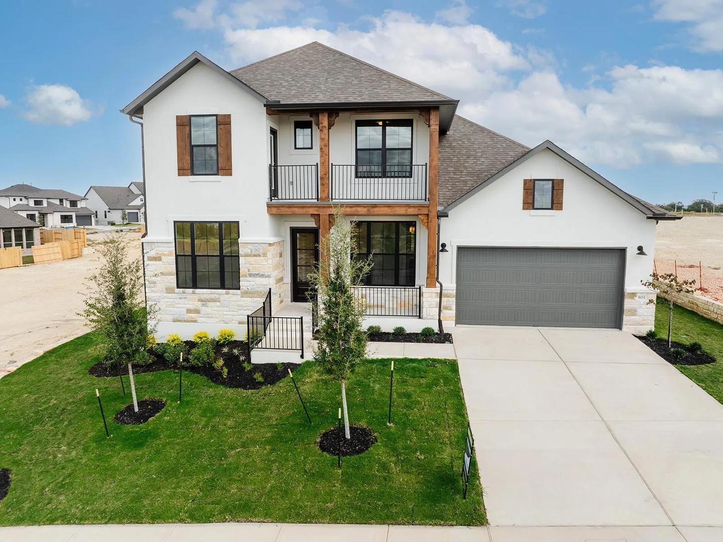 905 South Hemingway, Liberty Hill, TX 78642 — photo 1