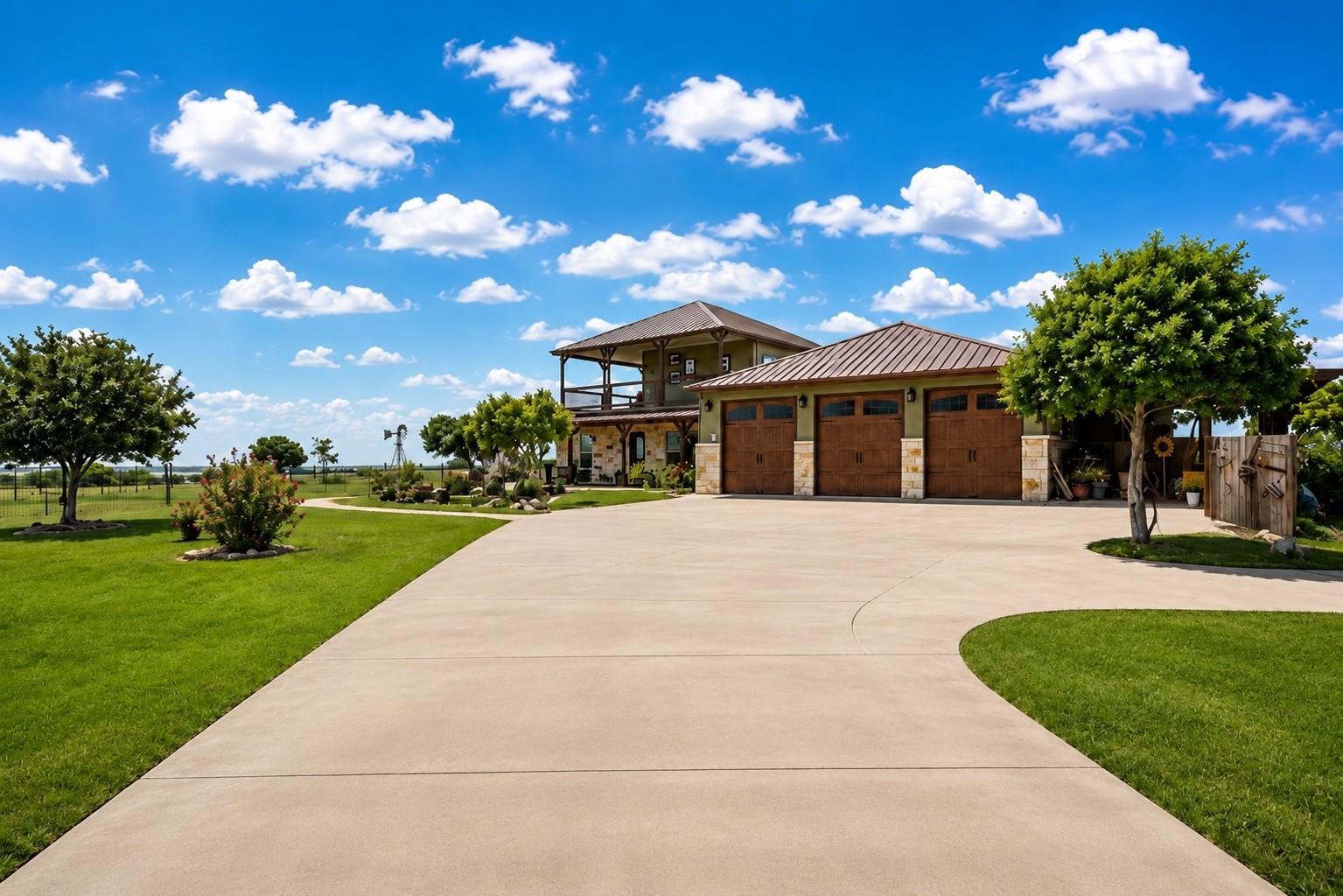 623 Nakishwana, Sandia, TX 78383 — photo 1