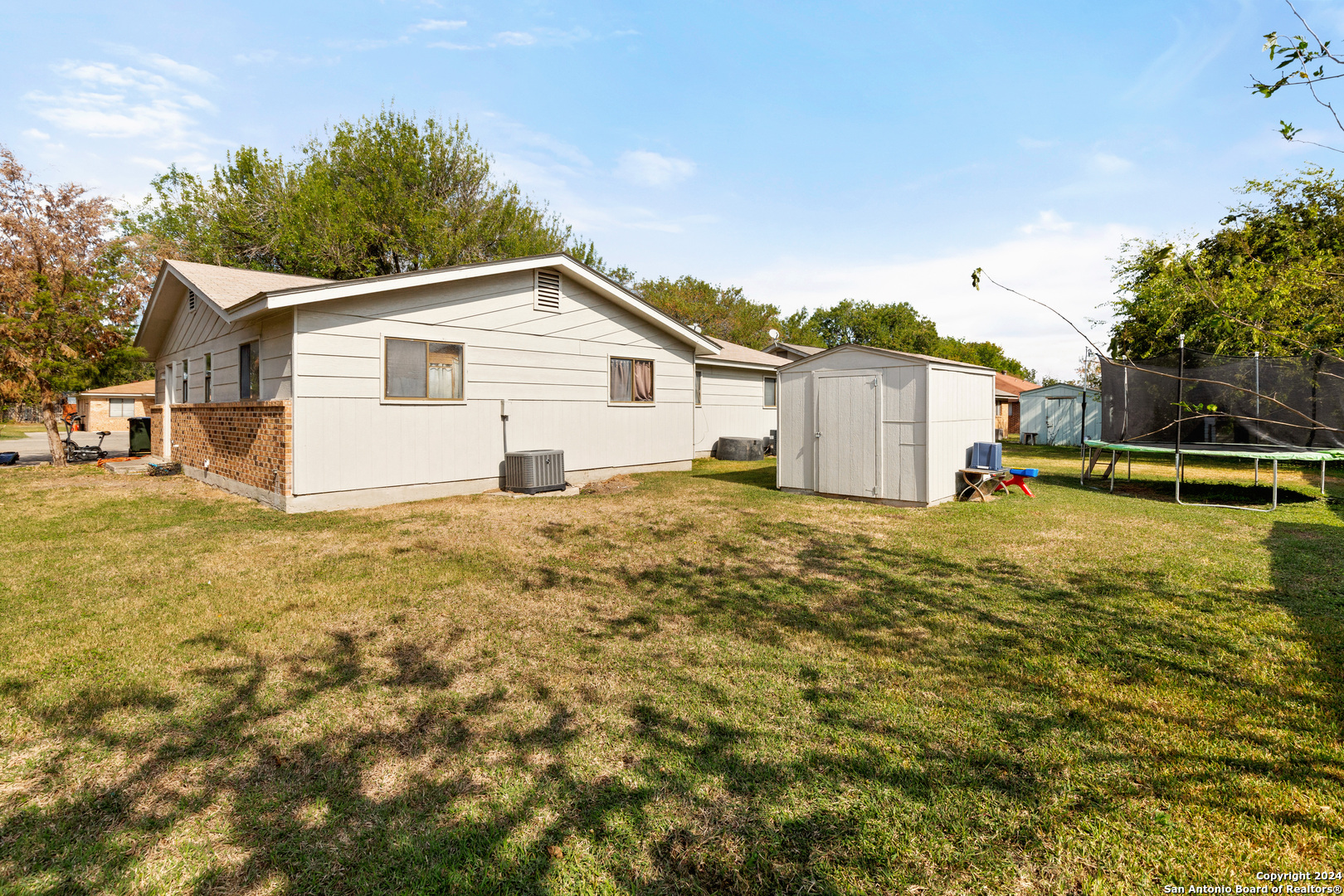 215 REDBUD LN, ,  78130 — photo 1