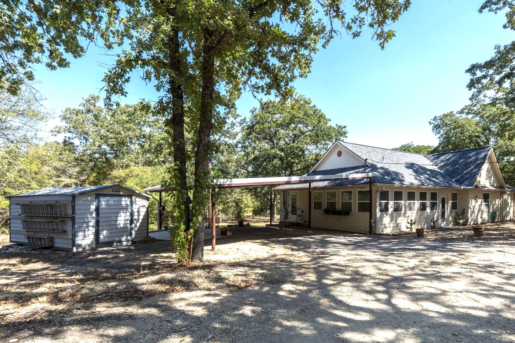 220 Clydesdale, Dale, TX 78616 — photo 1