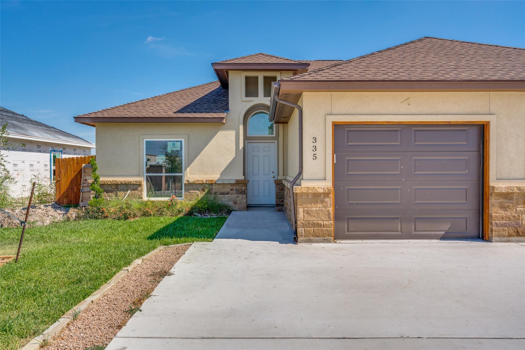 335 Navarro Way, Seguin, TX 78155 — photo 1