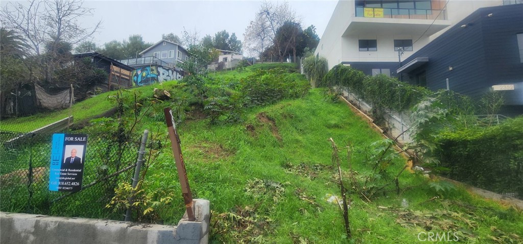 2348 Riverside Dr, Silver Lake, CA 90031 — photo 1
