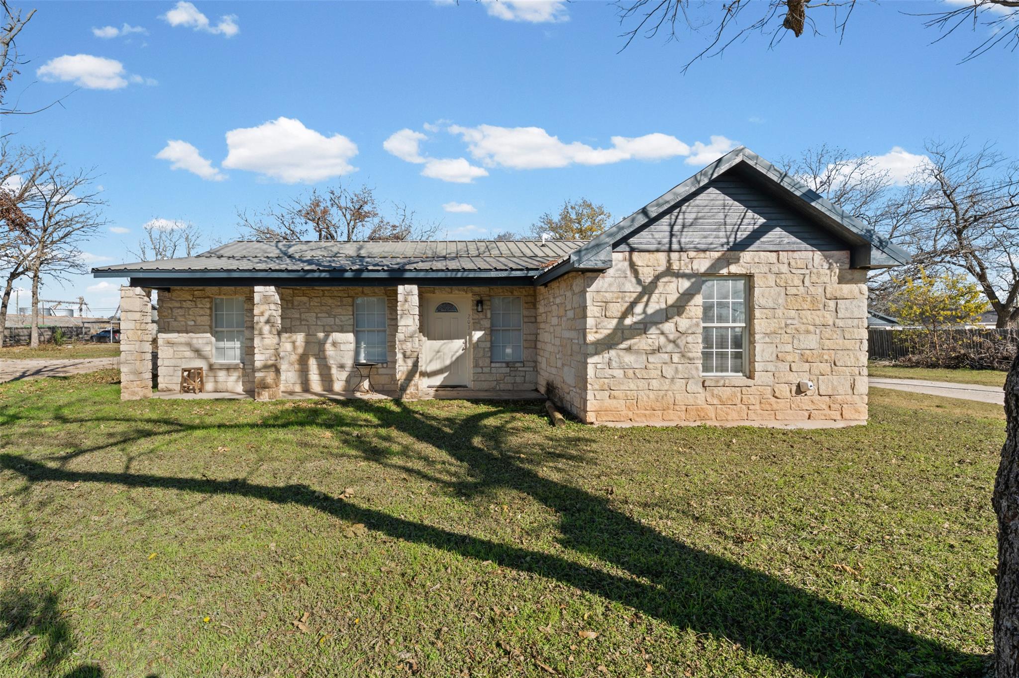 205 8th Street and 506-508 Avenue A None, Moody, TX 76557 — photo 1