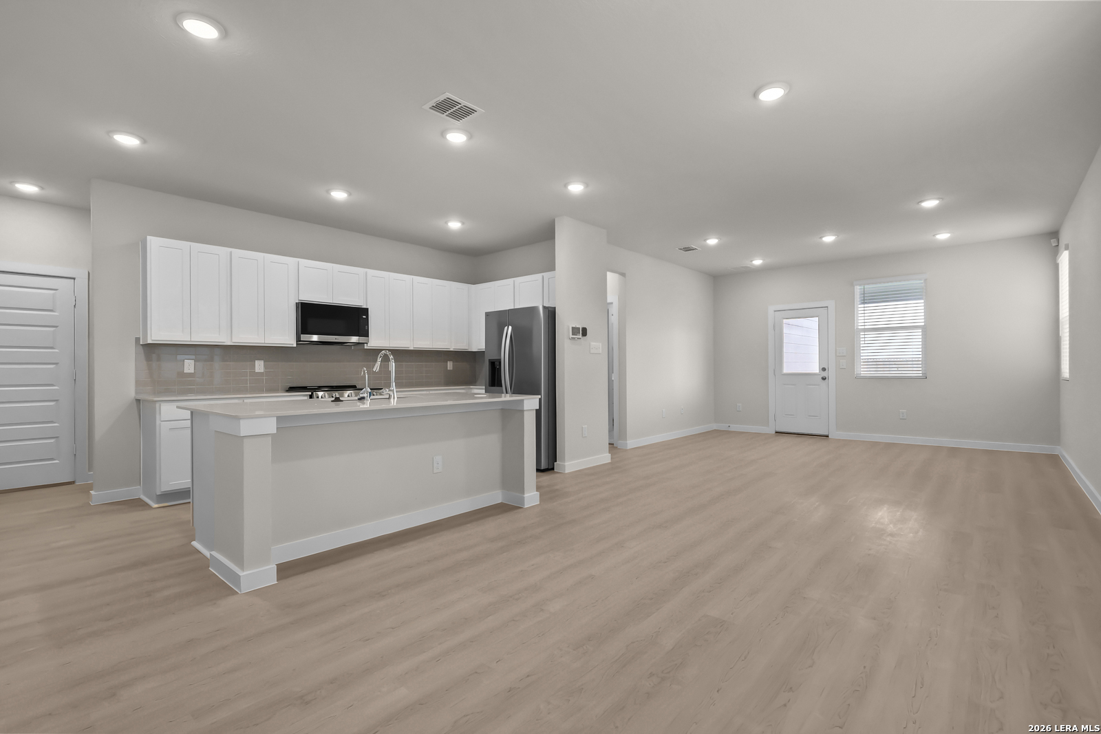 2306 Crisp Gln, ,  78224 — photo 1