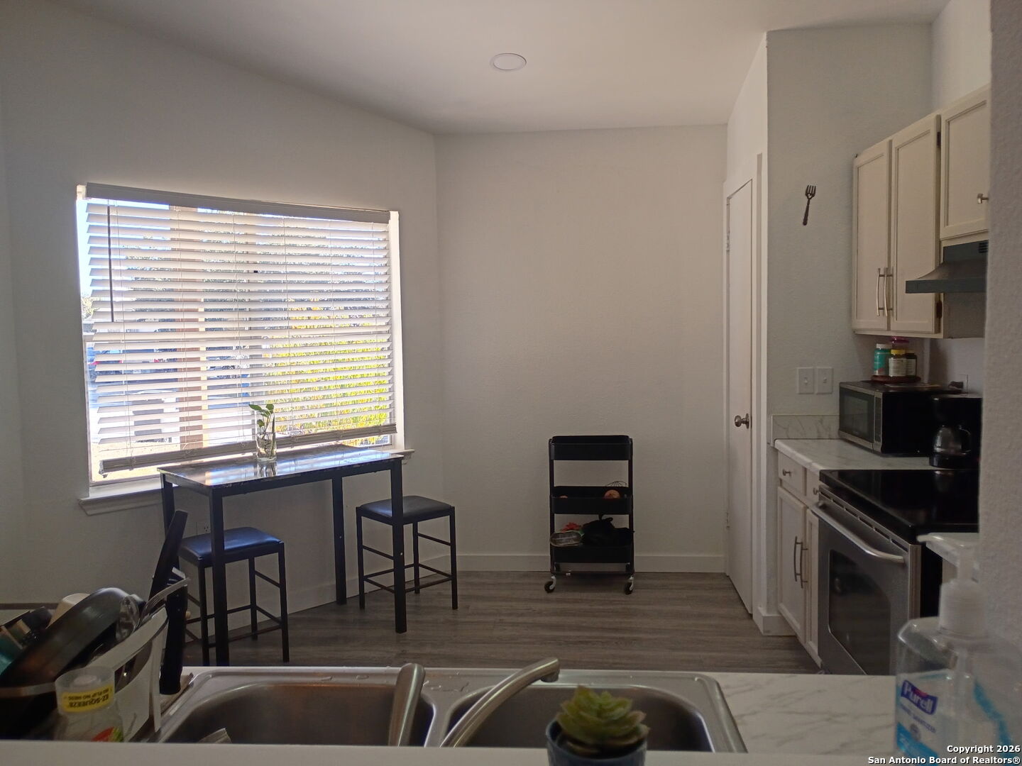 6723 Raintree Forest, ,  78233 — photo 1