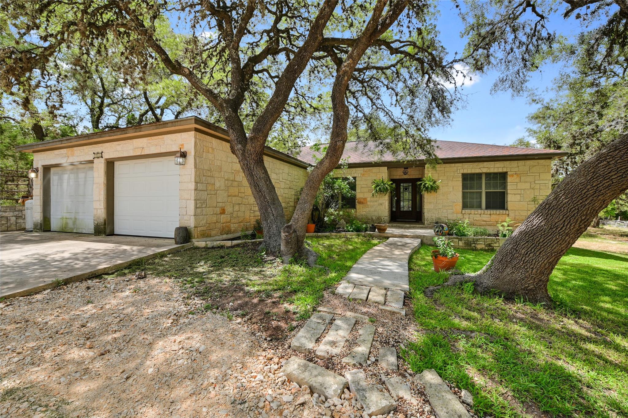 106 Masonic Lodge, Wimberley, TX 78676 — photo 1
