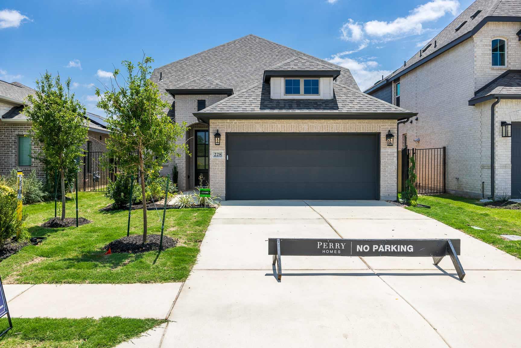 228 Menlo, Liberty Hill, TX 78642 — photo 1