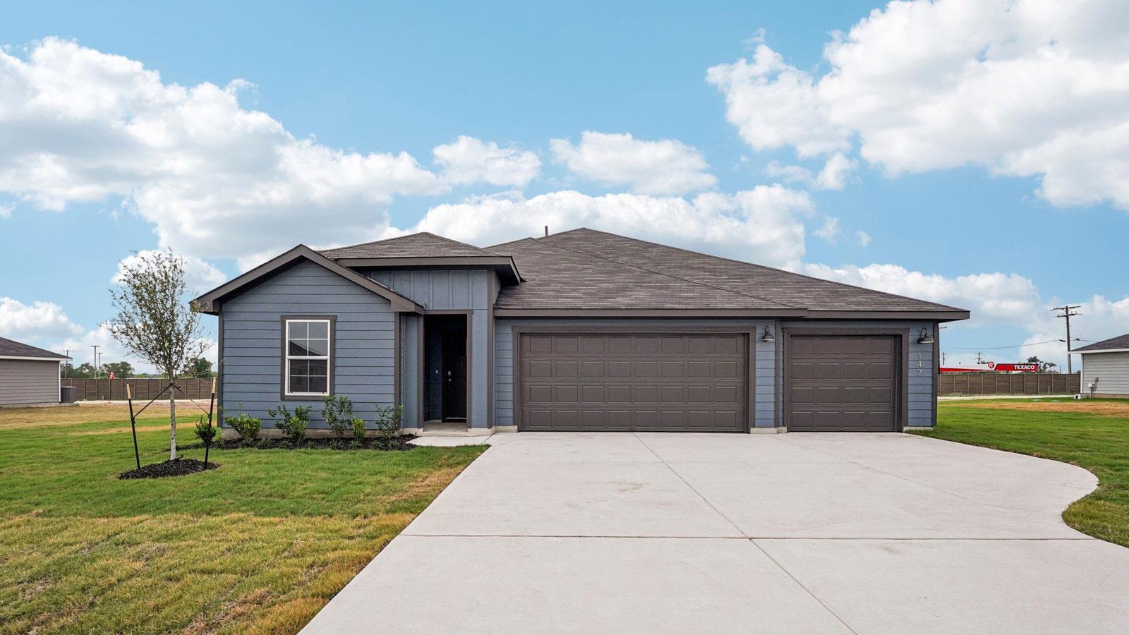 147 Union Pacific, Cedar Creek, TX 78612 — photo 1