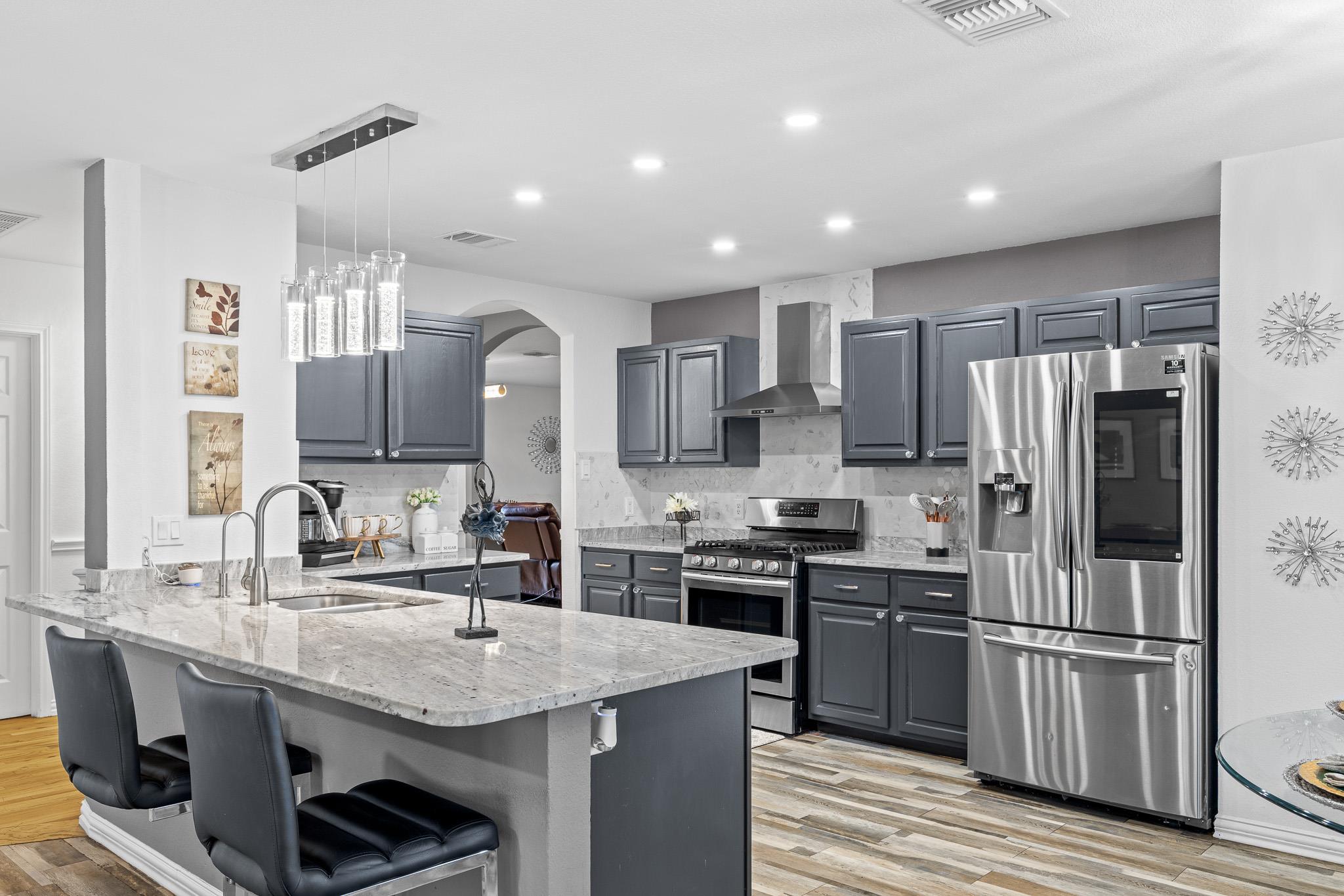 615 Barbara, Bastrop, TX 78602 — photo 1