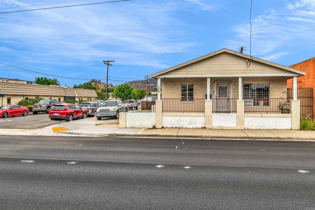 1258 Broadway, El Cajon, CA 92021 — photo 1