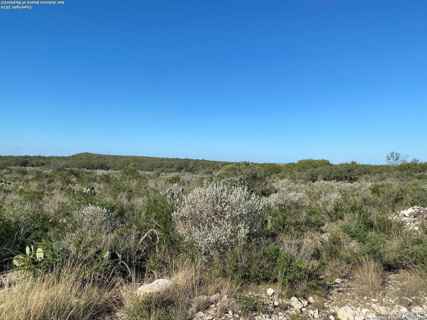 195 LEGEND HILLS RD, ,  78801 — photo 1