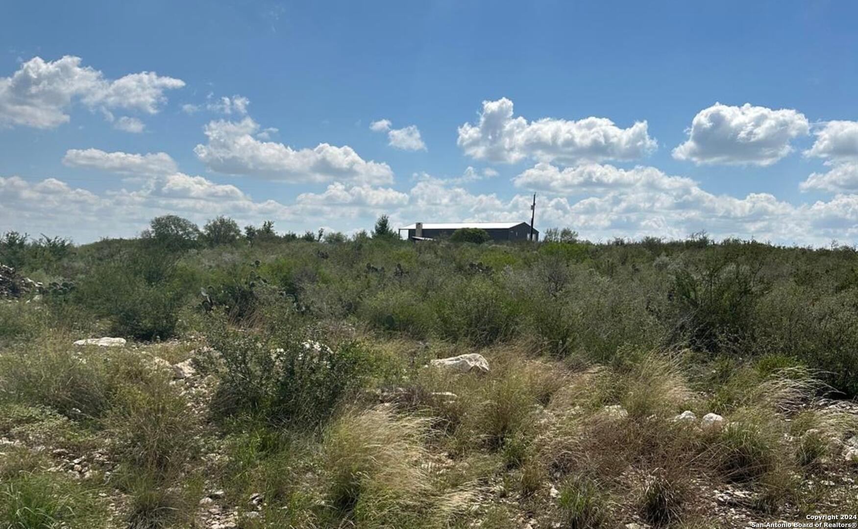 72 FRIENDSHIP HILLS CIR, ,  78801 — photo 1