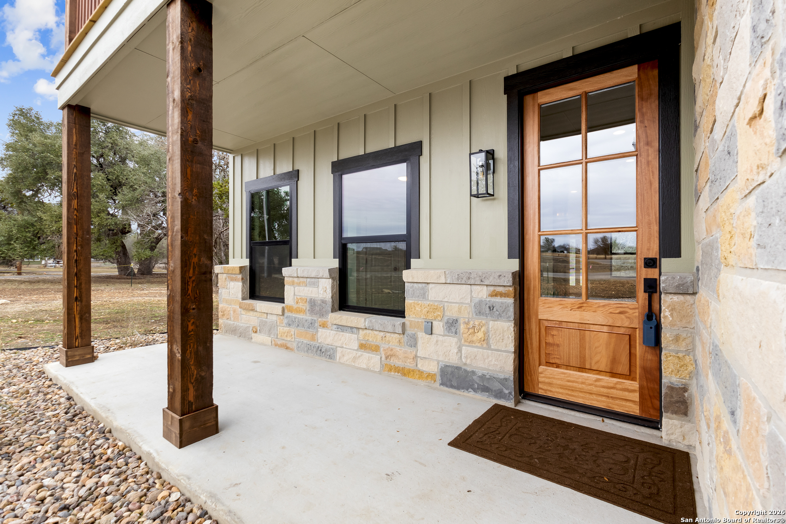 181 Deerwood Circle, , 78003 — photo 1