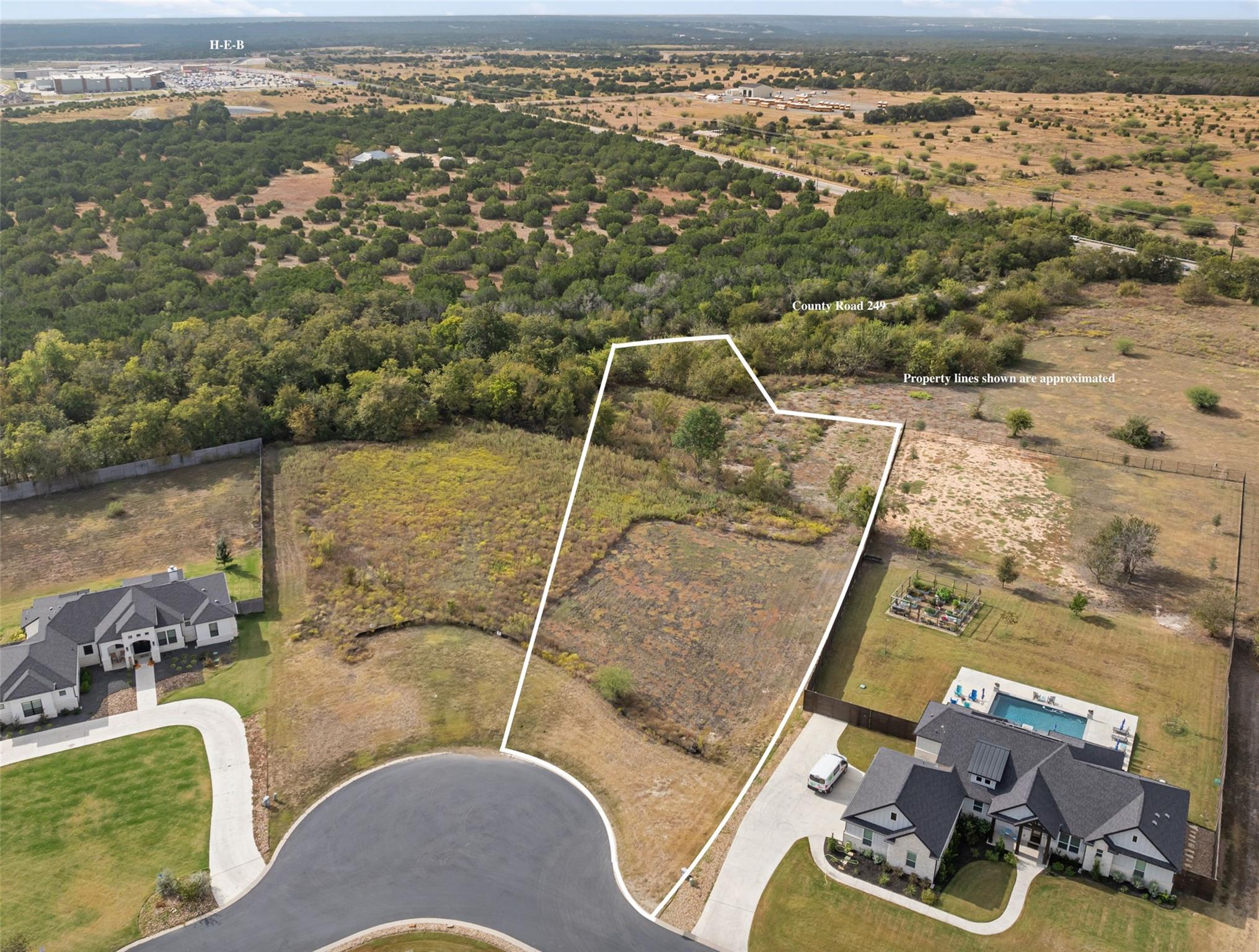 120 Huerta, Florence, TX 76527 — photo 1