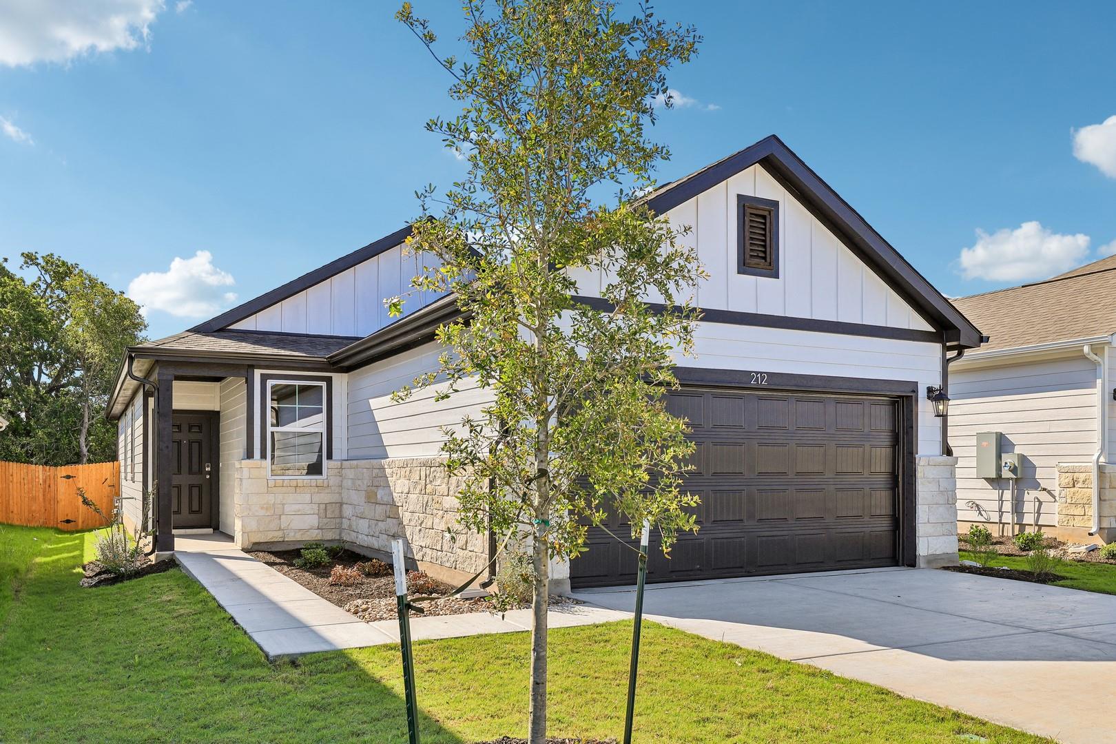 212 Bendecido, Elgin, TX 78621 — photo 1