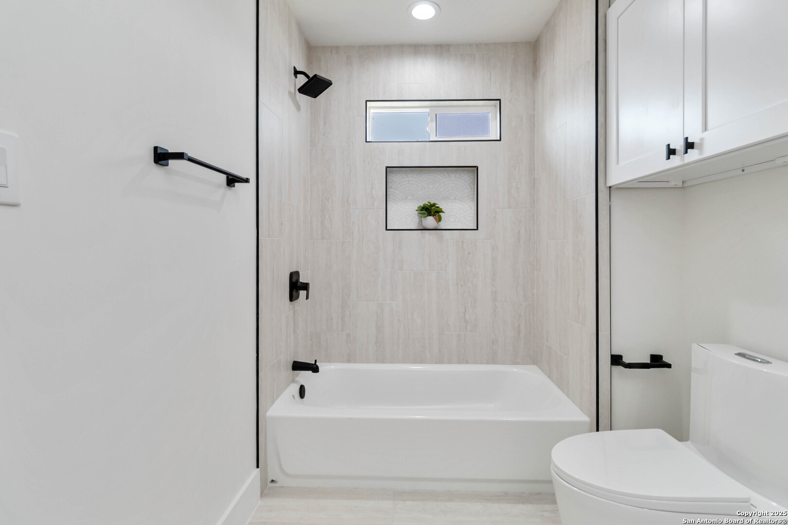 2024 Ronda, ,  78133 — photo 1