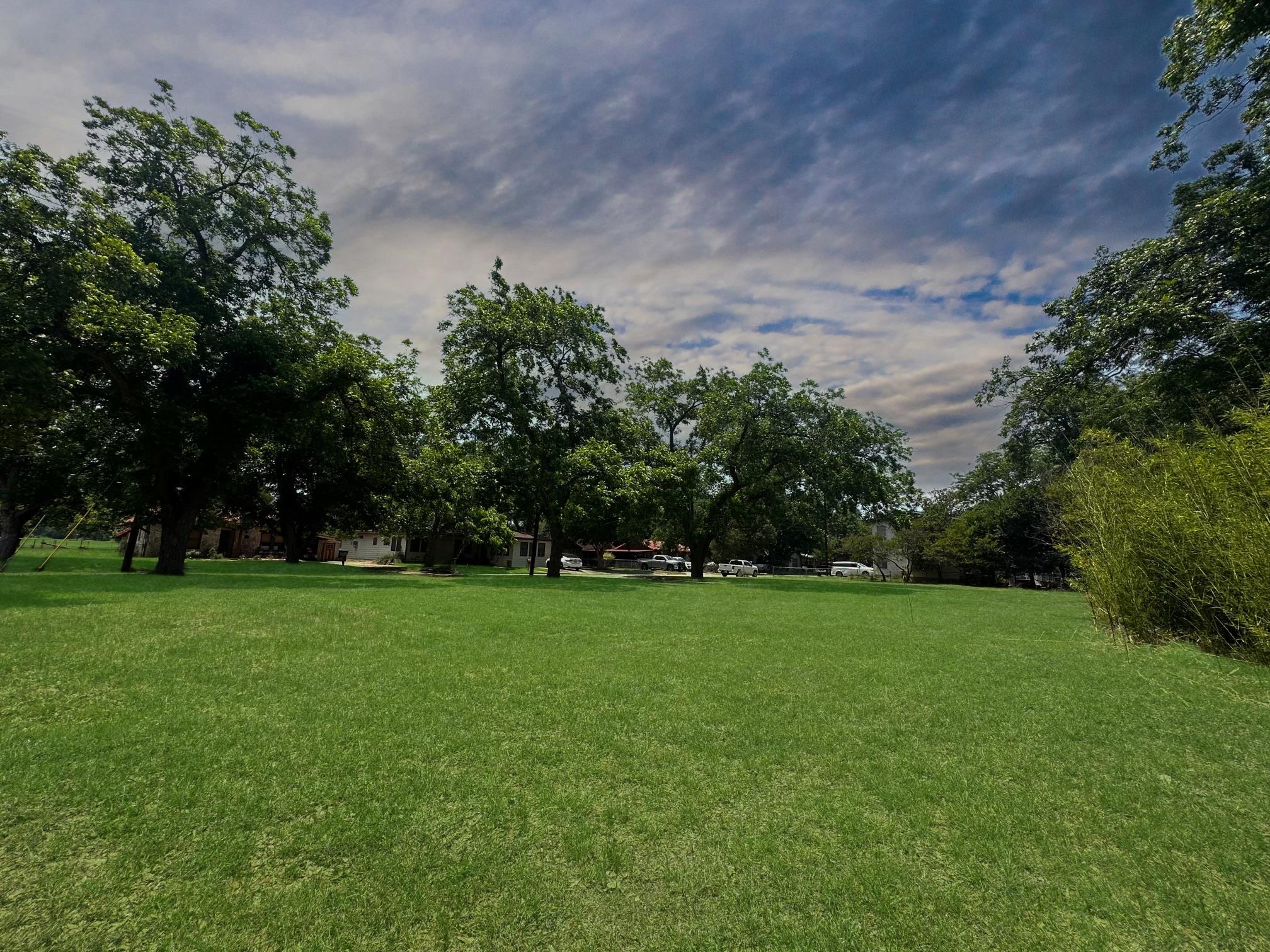 922 Booneville, New Braunfels, TX 78130 — photo 1