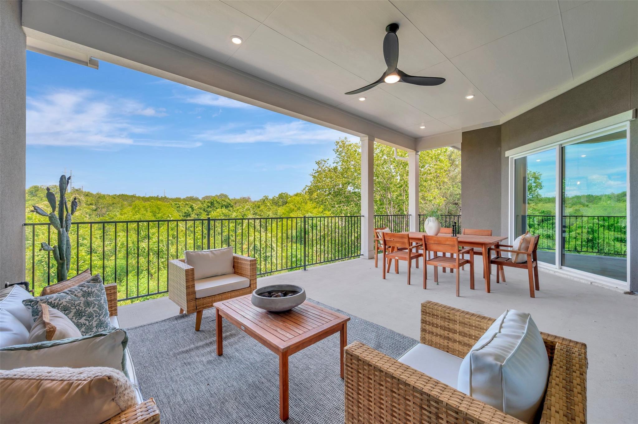 438 Rees Landing, Spicewood, TX 78669 — photo 1