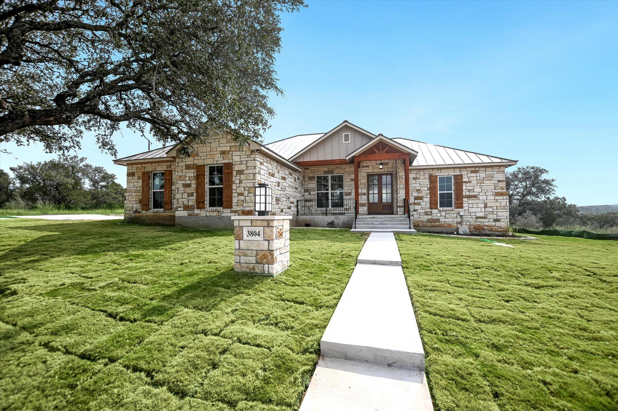 3804 Dew Drop, Horseshoe Bay, TX 78657 — photo 1