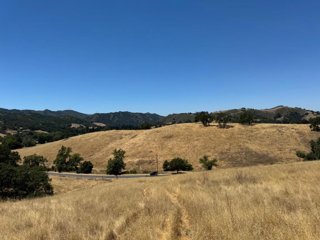 W San Martin Avenue, San Martin, CA 95046 — photo 1