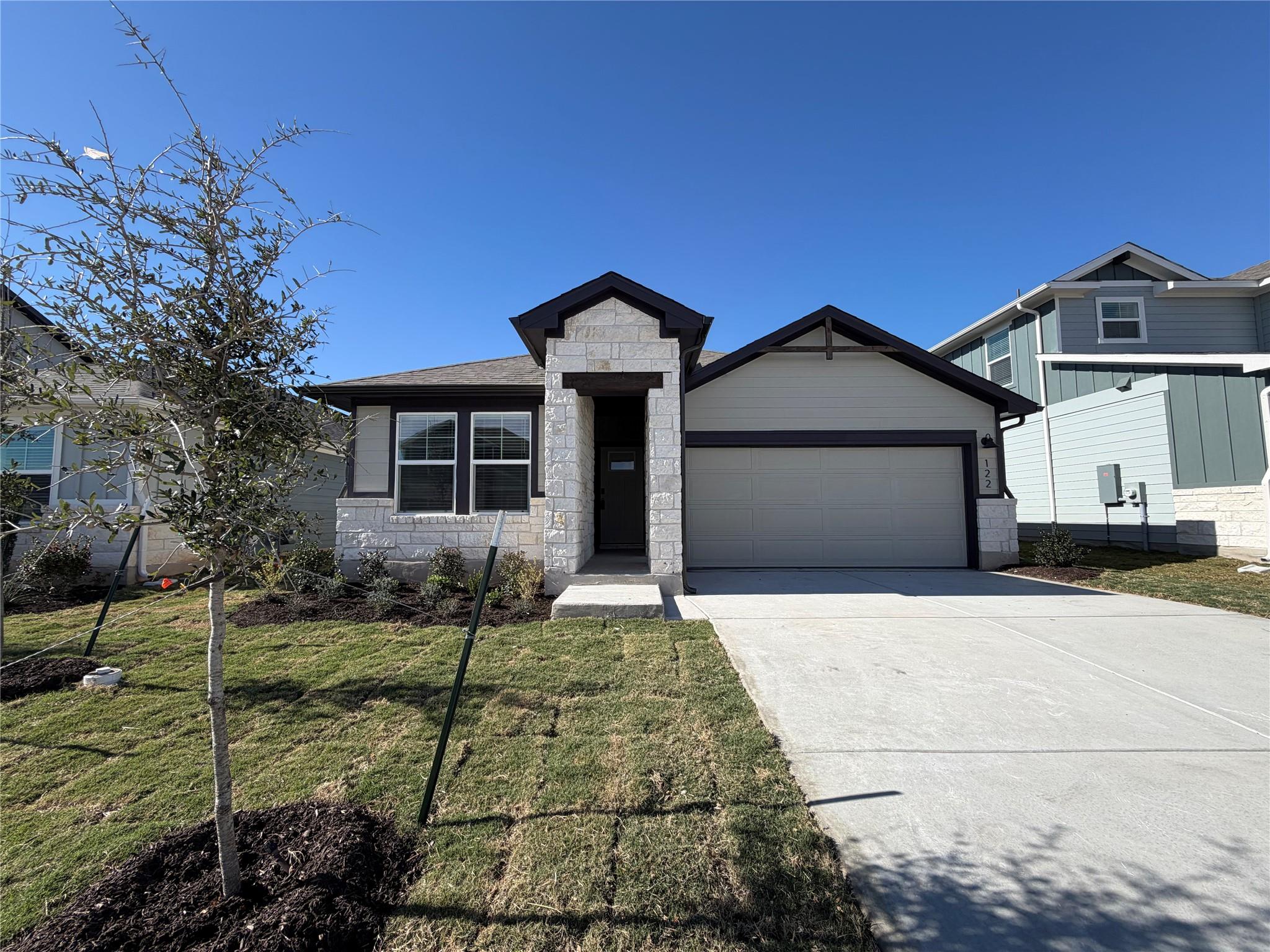 122 Holmby, Hutto, TX 78634 — photo 1
