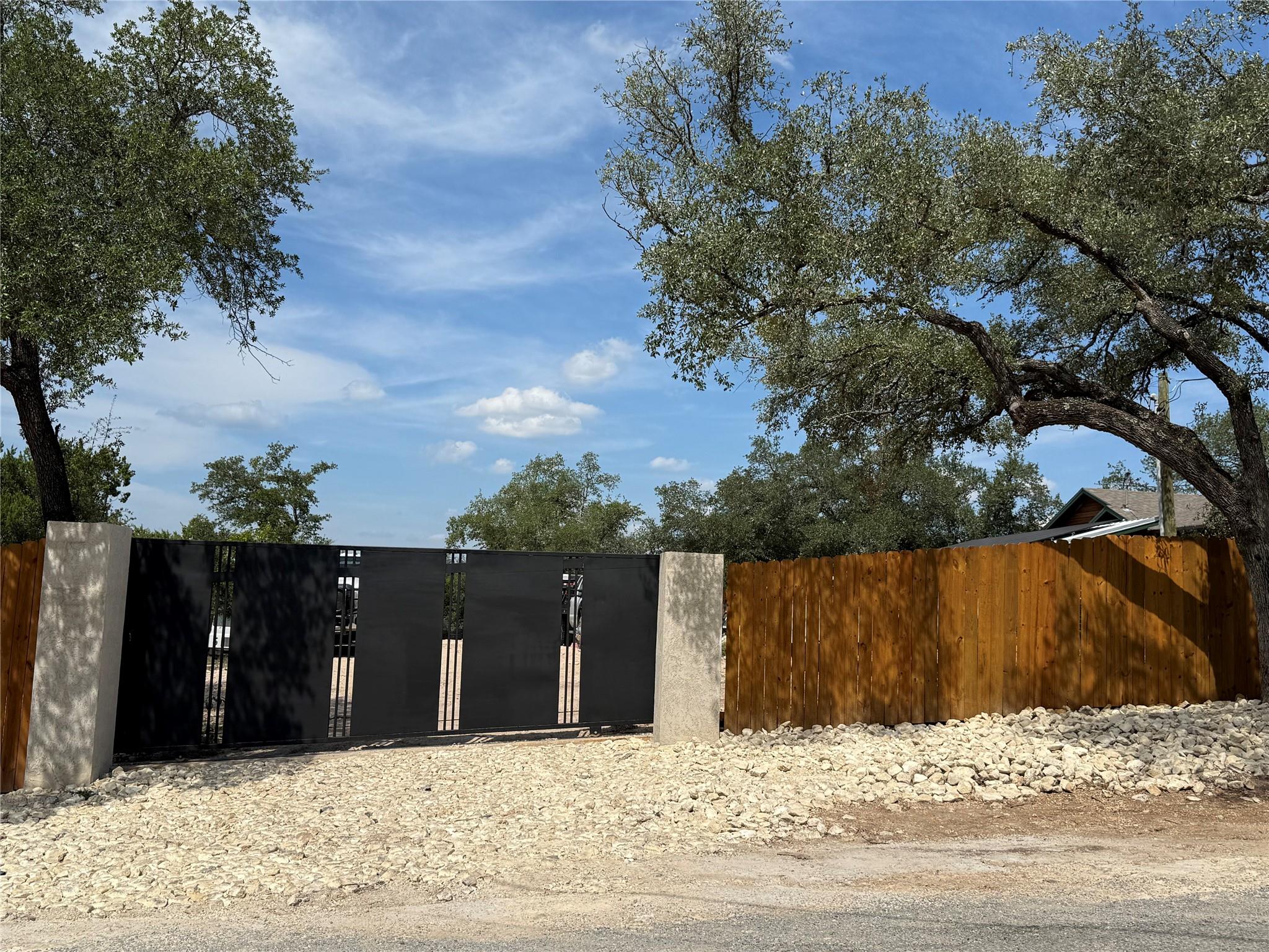10300 Little Creek, Dripping Springs, TX 78620 — photo 1