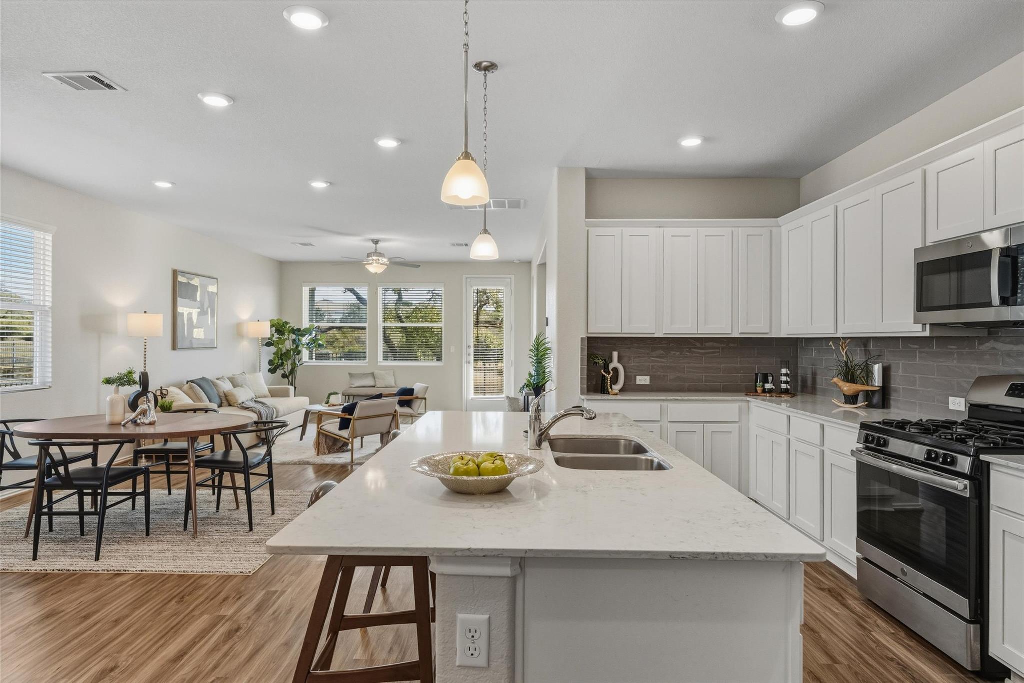 316 Montauk, Georgetown, TX 78628 — photo 1