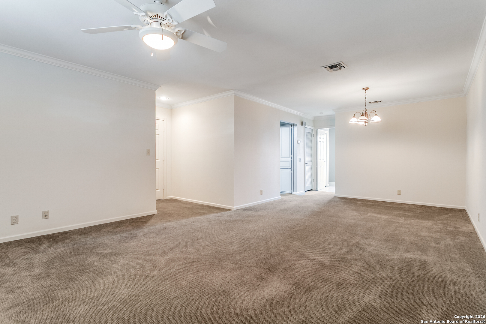 165 W Rampart, San Antonio, TX 78216 — photo 1