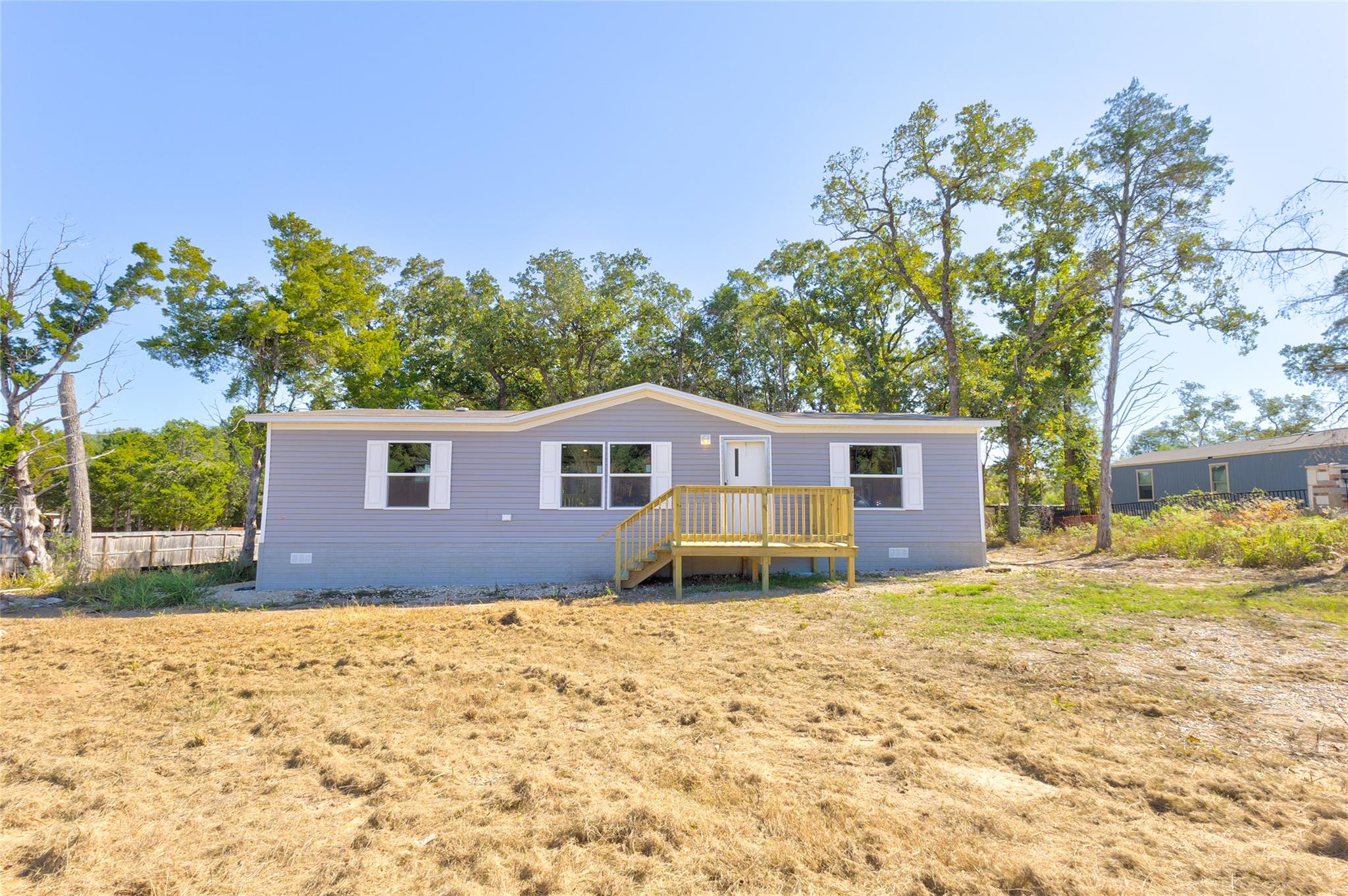 107 Los Cueva Rd, Elgin, TX 78621 — photo 1