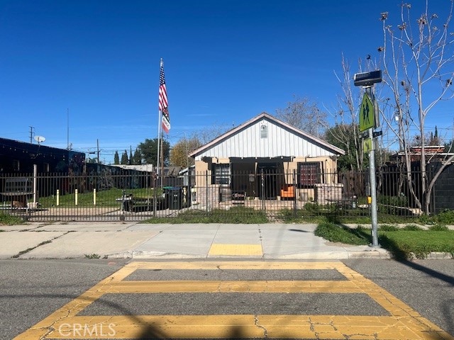 125 E O, Colton, CA 92324 — photo 1