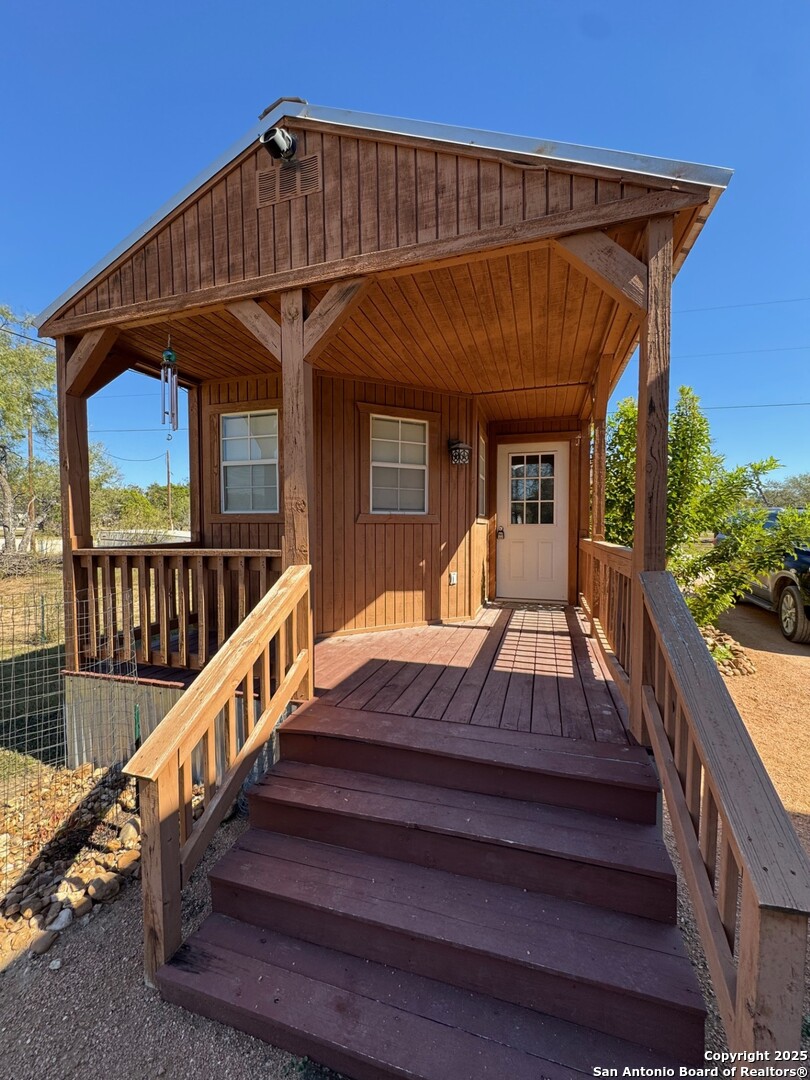 567 River Bend, Bandera, TX 78003 — photo 1