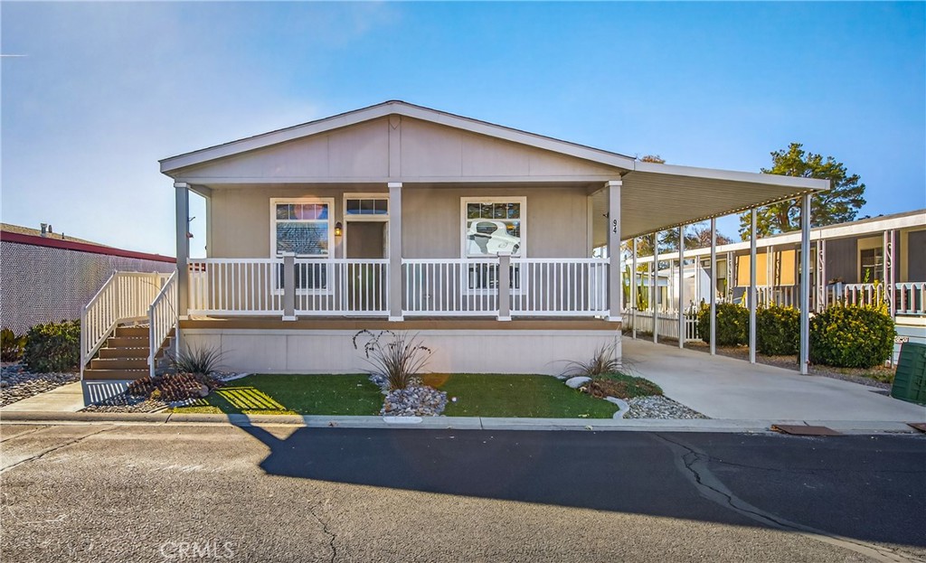 1300 W Menlo Avenue 94, Hemet, CA 92543 — photo 1