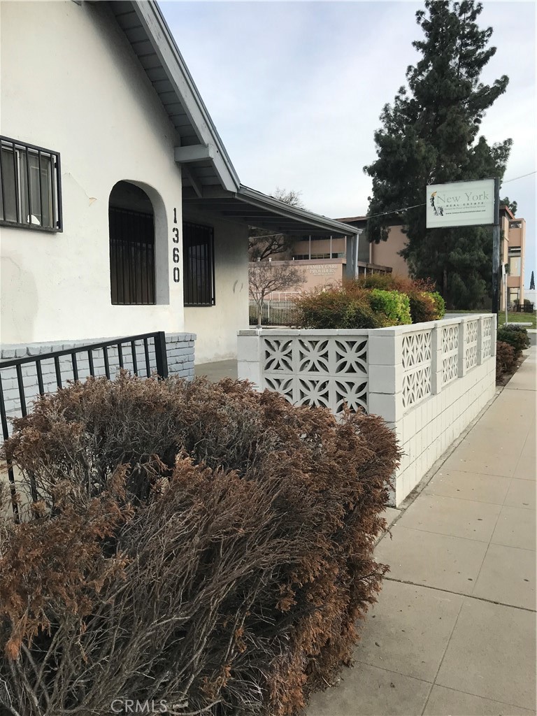 1356 N. FRESNO ST., Fresno, CA 93703 — photo 1