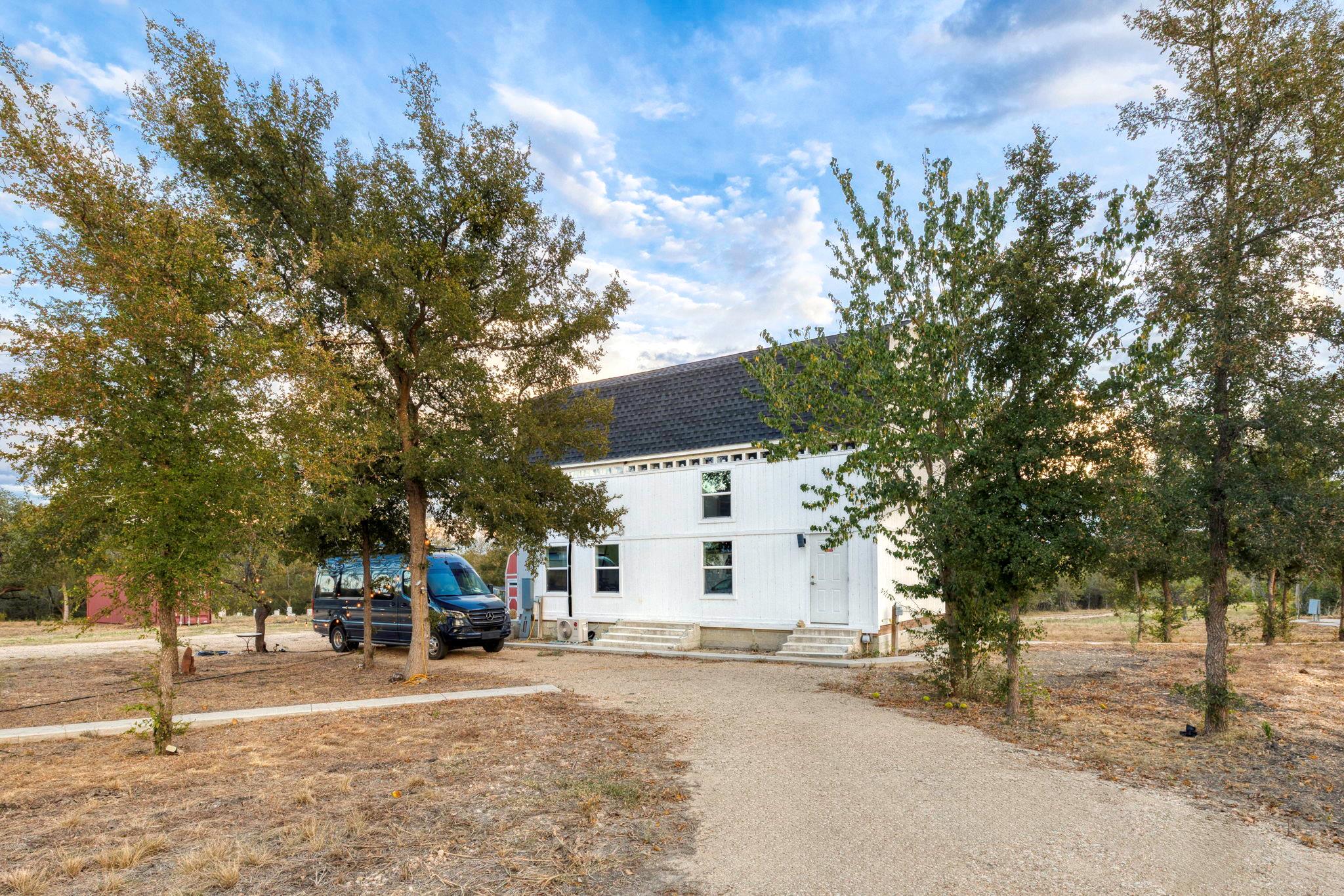 1501 Boggy Creek Rd, Lockhart, TX 78644 — photo 1