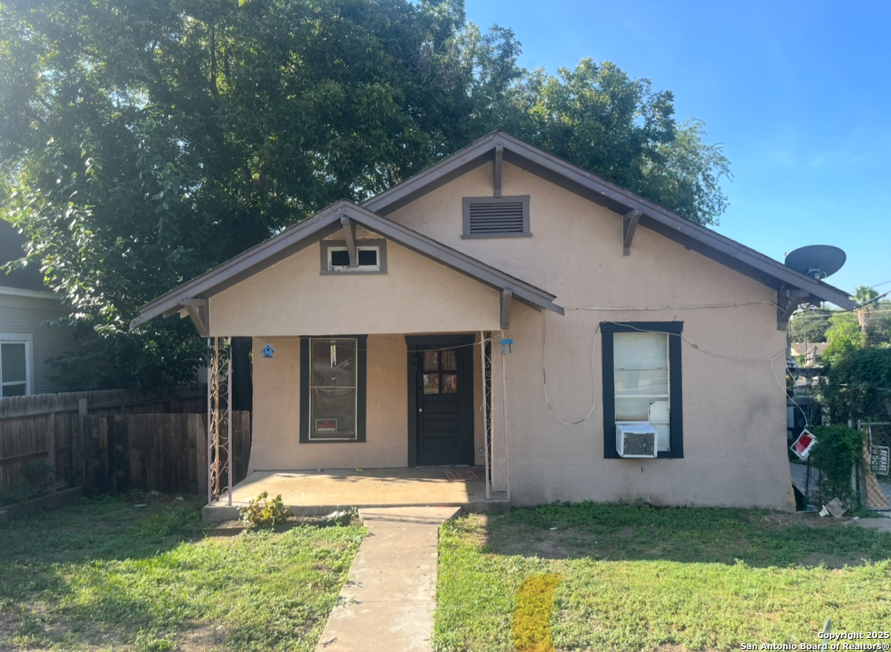 302 Regina, San Antonio, TX 78223 — photo 1